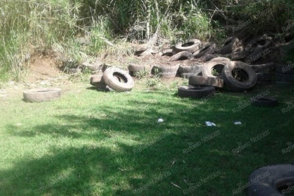 Destrozos y robo en el Tiro Federal