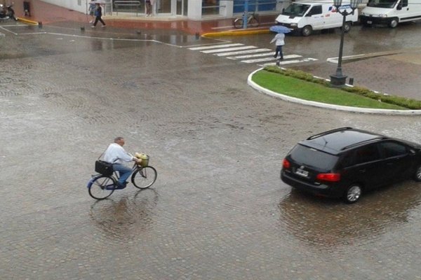 Recomendaciones para la vía pública en días de lluvia