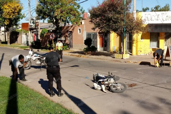 Motociclista lesionada en accidente de tránsito