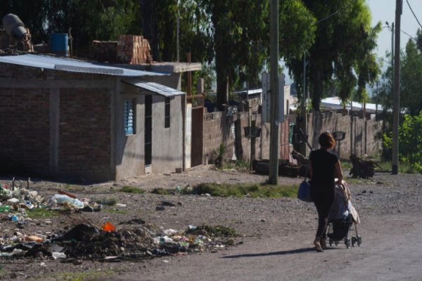 La ayuda social y el problema argentino