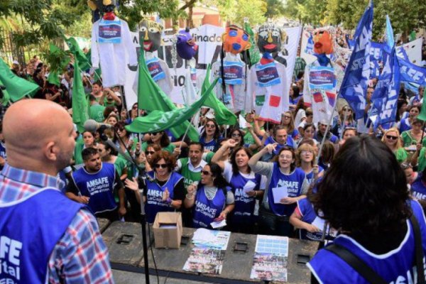 Amsafé anuncia medidas de fuerza para el 7 y 8 de julio