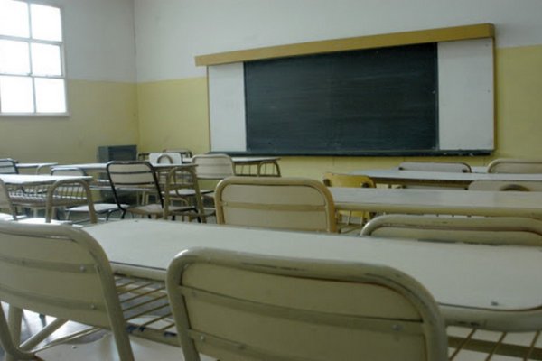 Tapabocas desde 1º grado, grupos rotativos y distancia de 2 metros, así será el regreso al aula