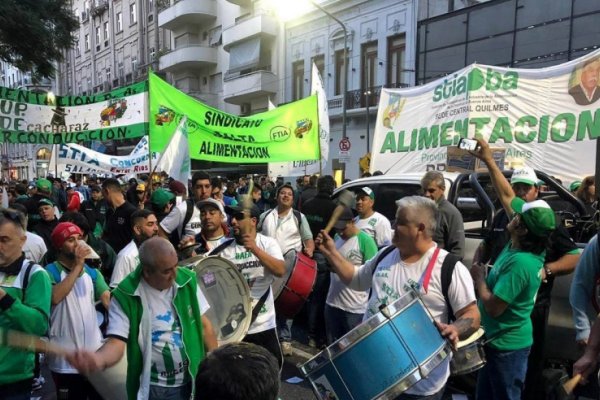 Alimentación cerró una paritaria corta con revisión en septiembre