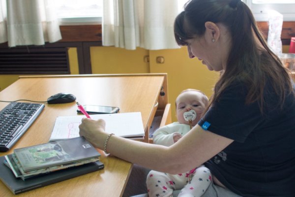 Educación: Intenso acompañamiento a padres y madres durante la pandemia