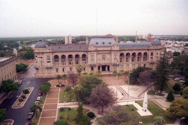 Gobierno y docentes retoman la paritaria