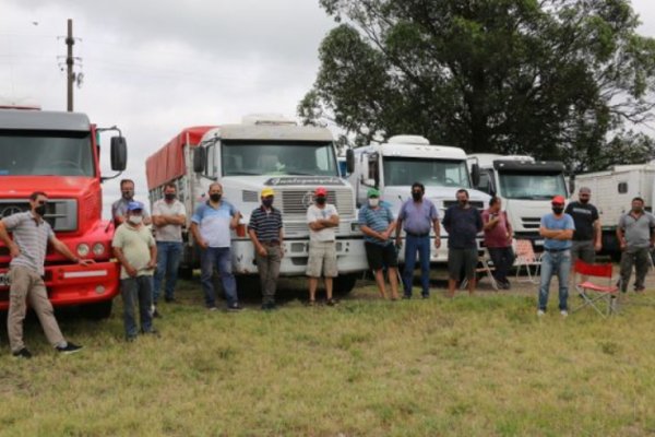 Sigue el conflicto del transporte de cargas