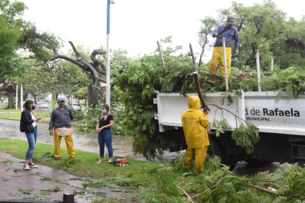 El municipio se encarga de la limpieza luego de la tormenta