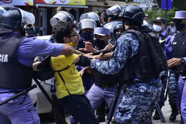 Incidentes en Formosa: denunciaron penalmente al gobernador Insfrán