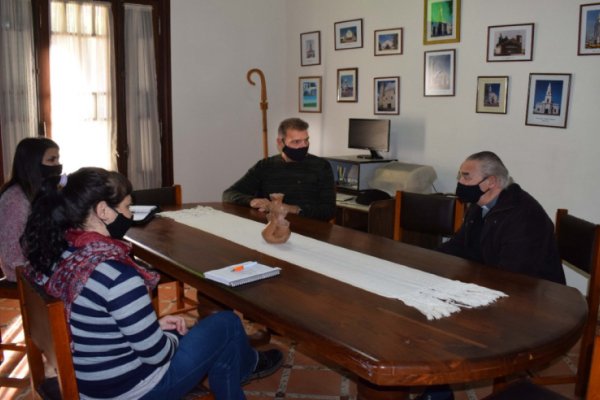 Cumbre entre Cocco y el Obispo Fernández