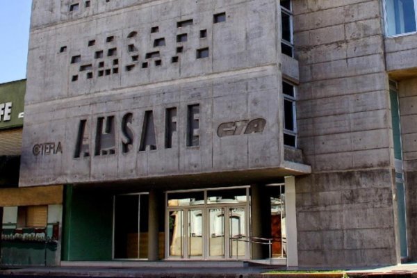 AMSAFE pide que continúe la educación a distancia en la provincia