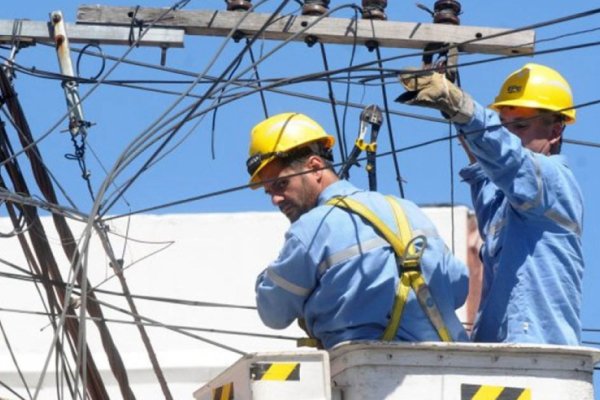 Luz y Fuerza en ‘’alerta nacional’’ en reclamo por ser vacunados