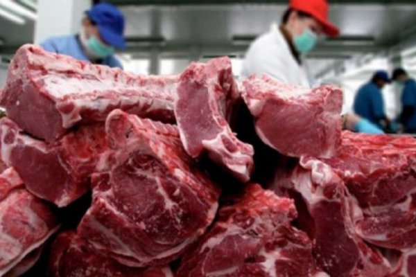 Carne: suspensión de más empresas y prohibición de cortes exportables