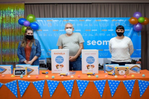 SEOM sorteó 10 tablets por el Mes de la Niñez