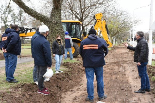 Inició la obra de la nueva ciclovía en Estanislao del Campo