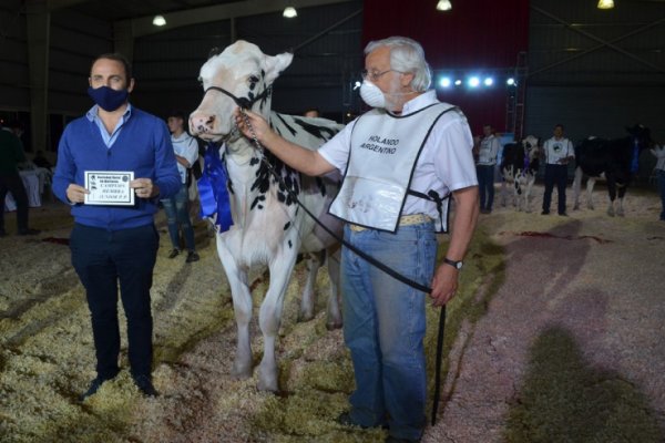 Reconocimiento a cabañas de Rafaela y la región