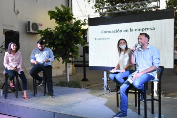 Elegí Digital: encuentro de cierre de año entre participantes del plan y autoridades