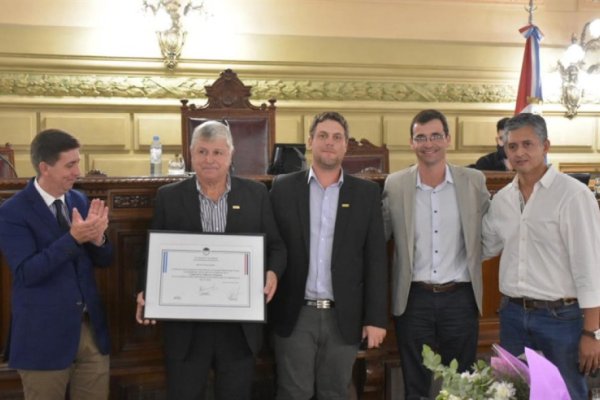 Senadores santafesinos reconocieron a la Cooperativa Guillermo Lehmann