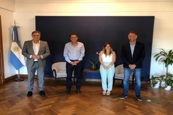 Castellano viajó a Capital y gestionó por obras para el agro y el área industrial