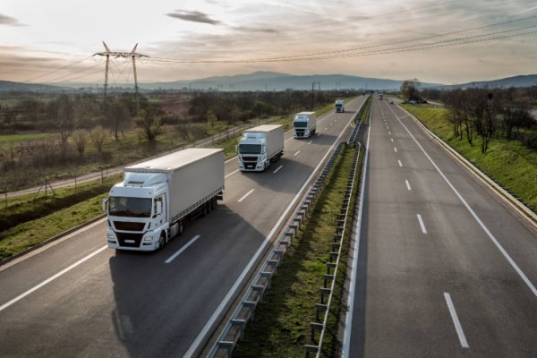 Preocupación y alerta en el transporte de cargas por el aumento de los combustibles