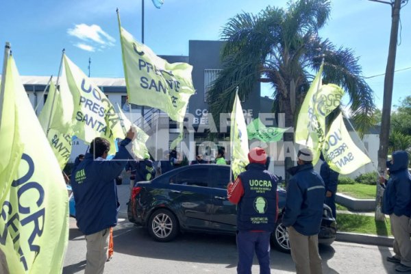 Bella Italia: La UOCRA se manifestó por las malas condiciones de trabajo en obras