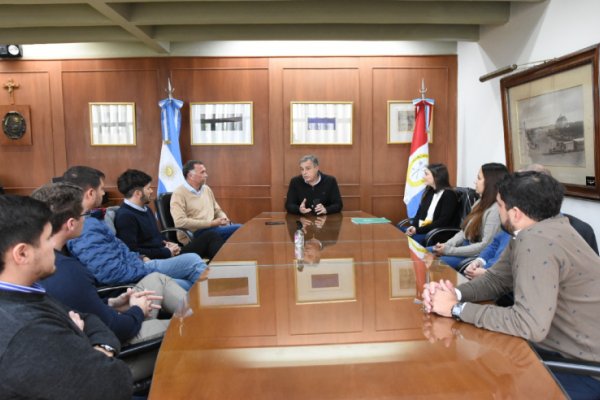 Encuentro entre el Intendente y jóvenes empresarios