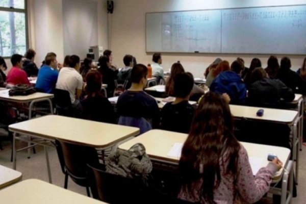 Docentes universitarios anuncian un paro de 48 horas esta semana