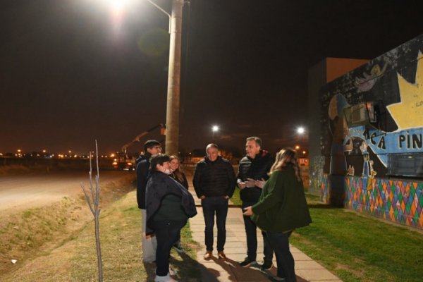 Continúa el plan de renovación de luminarias: Esta vez le tocó al Bo. Virgen del Rosario