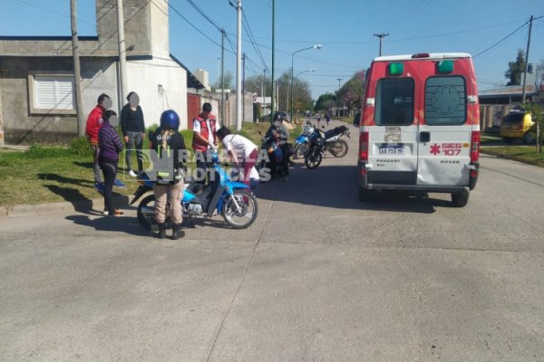 Varios motociclistas accidentados en las calles de la ciudad