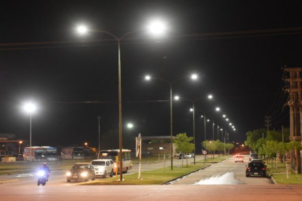 Renovaron luminarias en barrios Fasoli, Martín Fierro y 9 de Julio