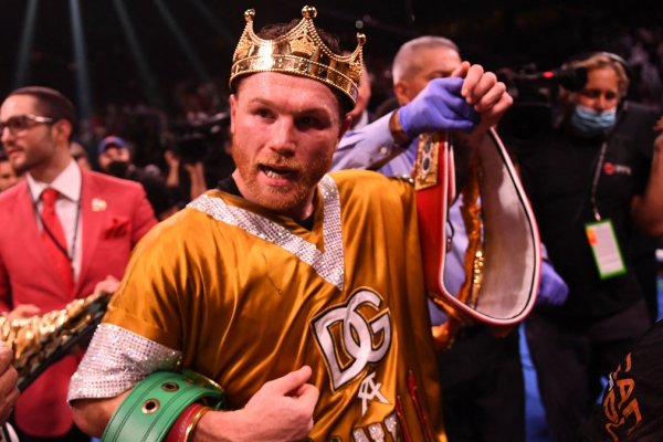 Canelo Álvarez pidió perdón por sus dichos contra Messi