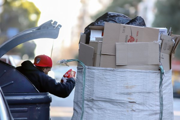 La pobreza aumentó al 43,1 % y ya alcanza a más de 17 millones de argentinos