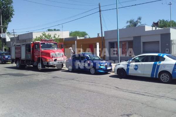 Alarma por incendio en el quincho de una vivienda