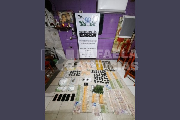 Allanamientos en Barranquitas: drogas, armas y dinero en gran cantidad