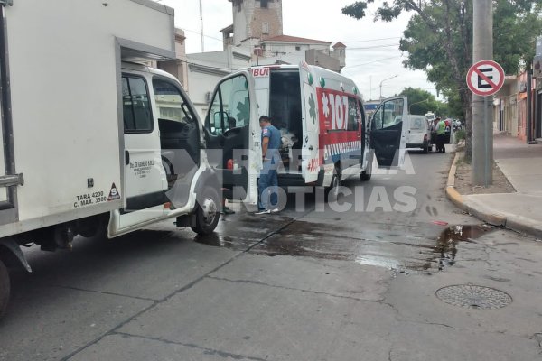 Choque en cadena sobre avenida Erneso Salva: Dos personas tuvieron que ser asistidas