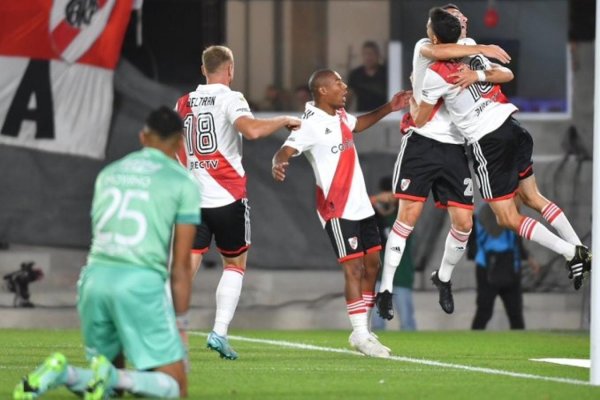 River derrotó a Unión y se afianza en la cima del torneo