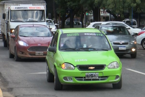 Aumentan los taxis y remises en Santa Fe