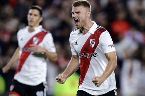 River imparable: goleó a Gimnasia