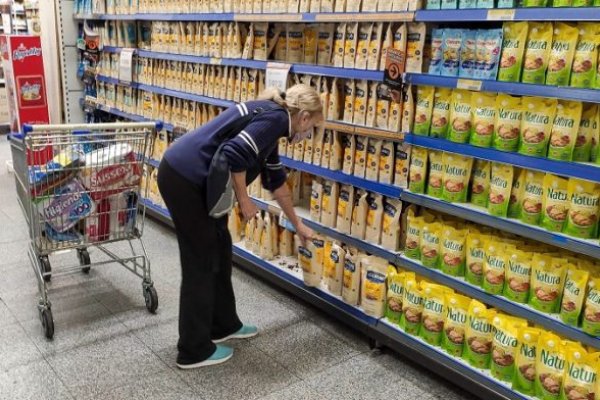 La inflación fue de 7,7% en marzo y alcanzó 104,3% en el último año