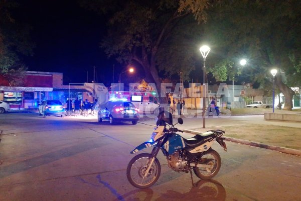 Dos motociclistas fueron hospitalizadas tras un accidente