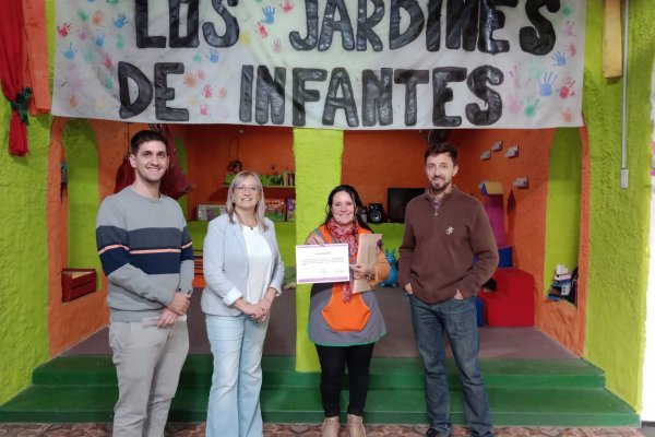 La Municipalidad reconoció a jardines privados por su compromiso con la calidad educativa