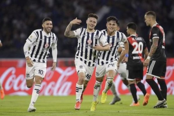 Talleres frenó a River y encendió la lucha por la punta en la LPF