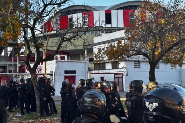 Incidentes en Unión: uno de los detenidos tenía derecho de admisión