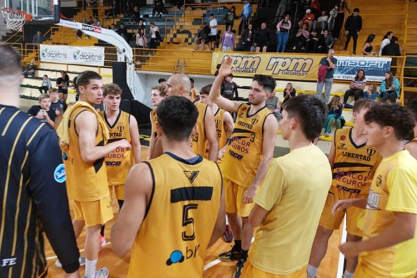 Libertad se quedó con el clásico y el pasaje al Final Four