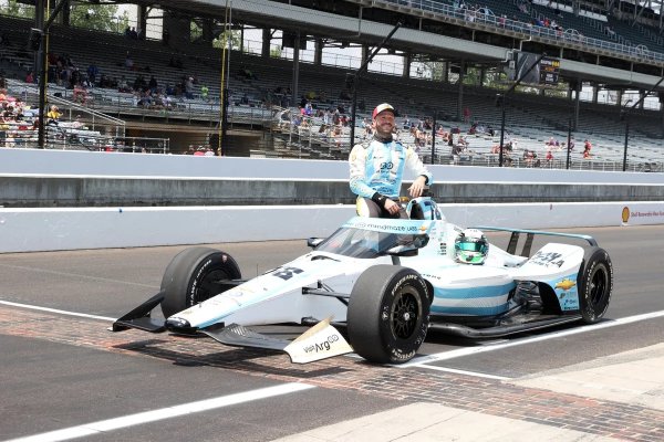 Cuando corre Agustín Canapino en las 500 millas de Indianápolis del Indy Car