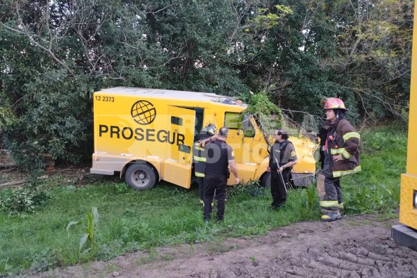 Ruta 34: Triple accidente con un camión de caudales involucrado