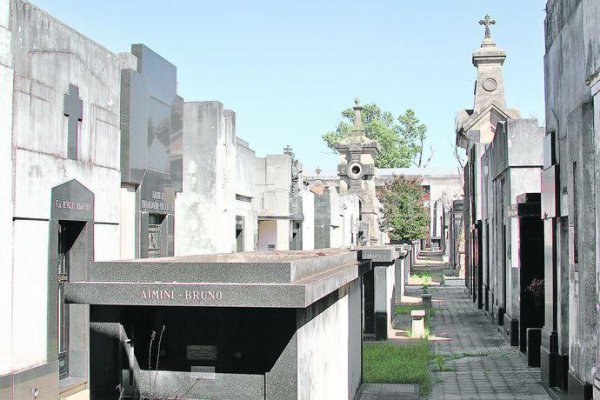 El Cementerio Municipal de Rafaela volvió a ser blanco de los delincuentes