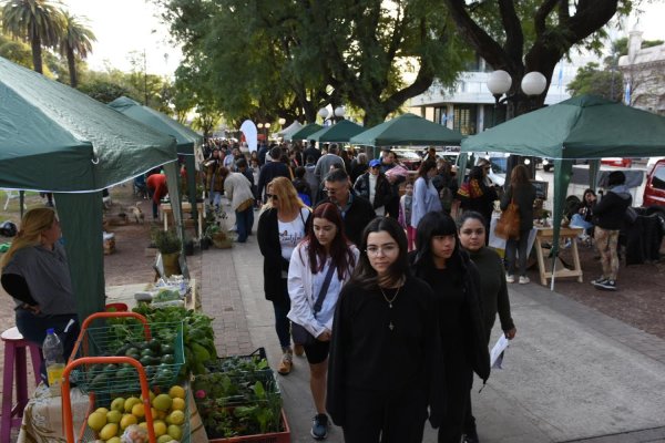 Más de 60 puestos en Plaza Feria y Feria desde el Origen