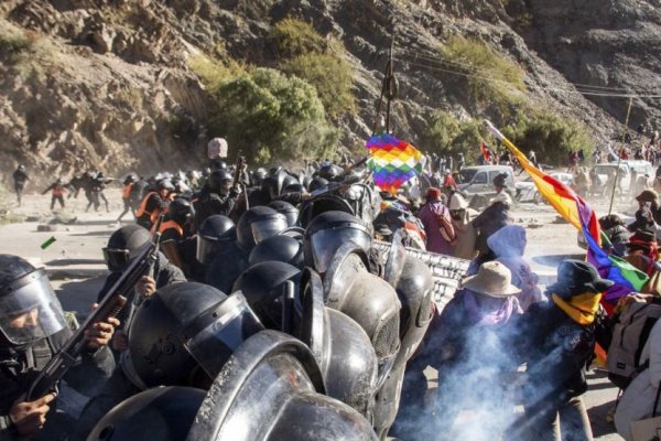 "La violencia sólo genera violencia"