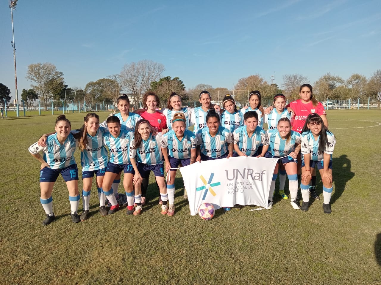 FUTBOL FEMENINO, ITUZAINGO - F. C. MIDLAND