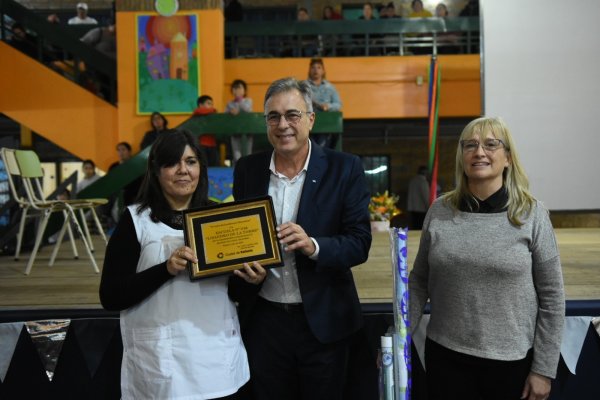 La escuela Lisandro de la Torre festejó 50 años de historia